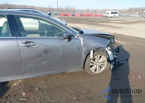 2013 Lexus Es 350 z USA, uszkodzony, nr VIN JTHBK1GG3D2013717